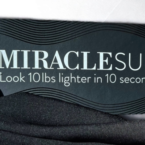 🌻NEW w.tags Miraclesuit Black Zing Tankini Top $132.00 Retail Size 14 - Picture 12 of 12